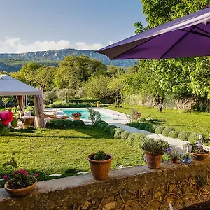 La Grande Maison De Bed & Breakfast